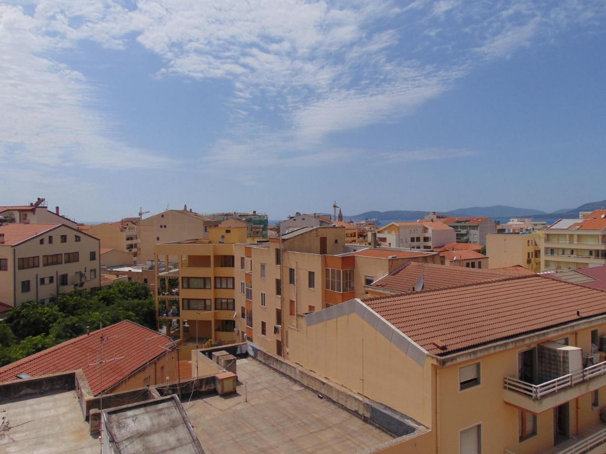 Little Sunshine Apartment Alghero Ngoại thất bức ảnh